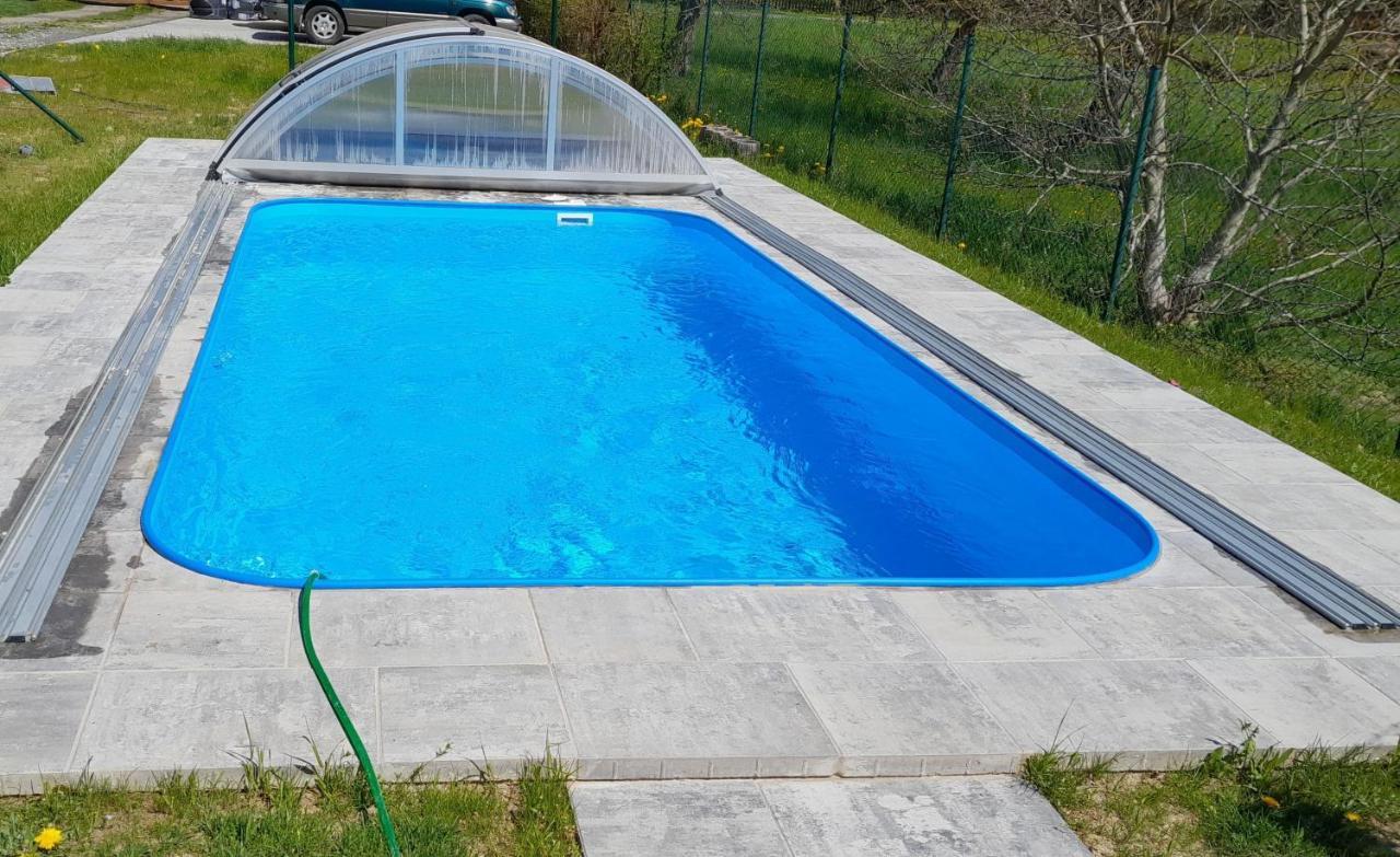 Apartman Pod Jestedem Svetla pod Jestedem Exterior foto